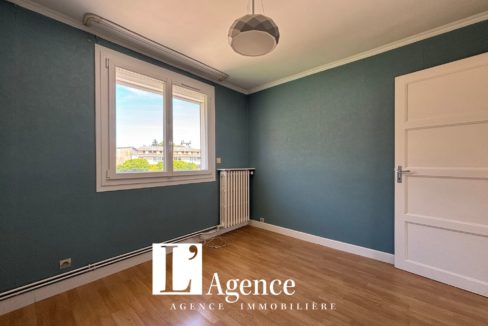 MAISON (10)