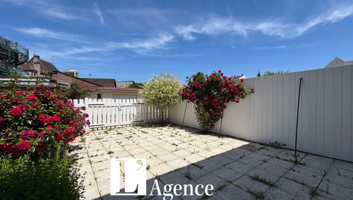 MAISON (15)